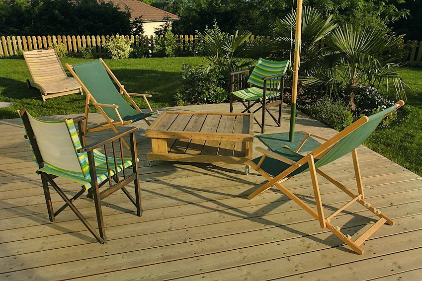 Huile Protectrice pour Bois Extérieurs écologique Nature et Huile Protectrice pour Bois Extérieurs écologique Nature et